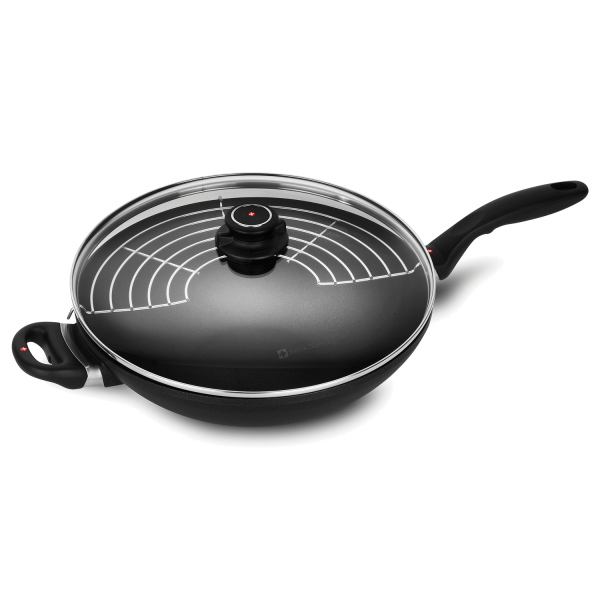 Сковорода-вок из алюминия со стеклянной крышкой и двумя ручками, 32 см, Черная Swiss Diamond XD Classic+ Induction